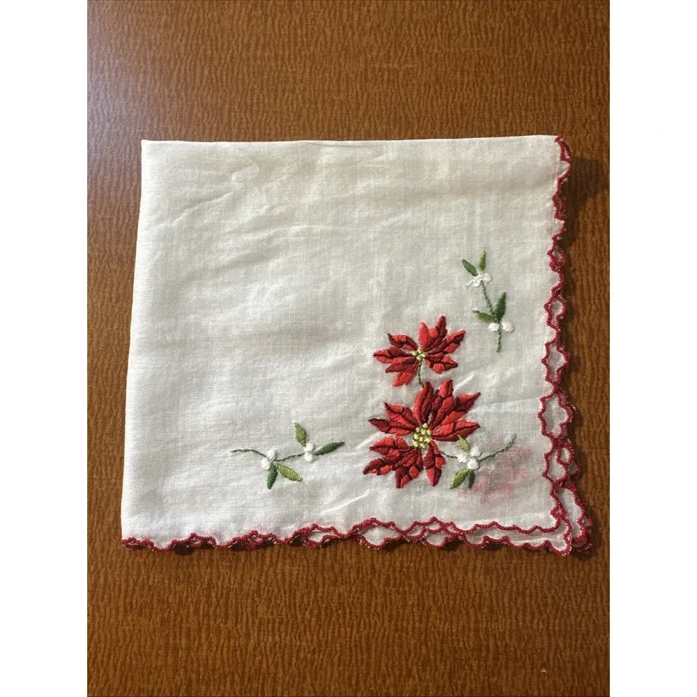 Vtg Embroidered Christmas‎ Pointsetta Cotton handkerchief Unused